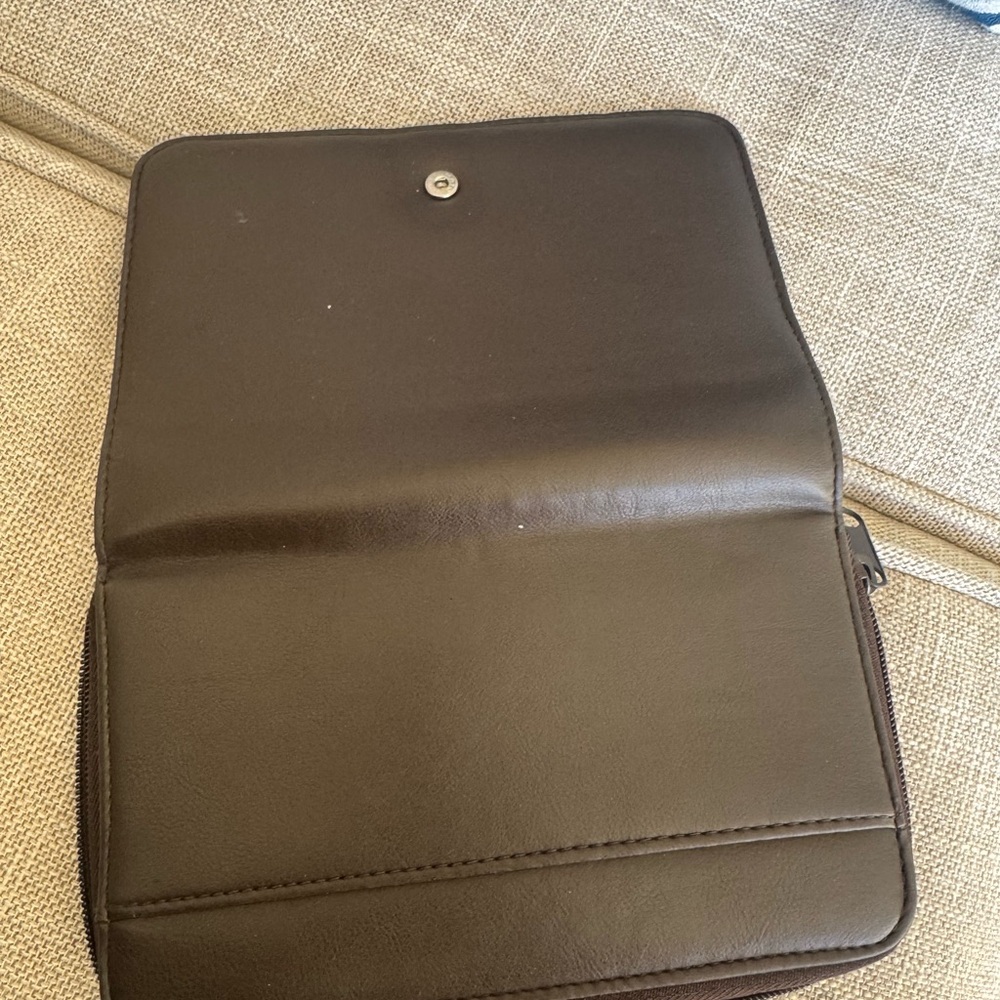 Brown leather Wallet corner zip new - Picture 4 of 8